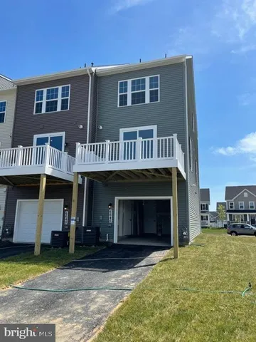 $2,600 | 6646 Ballenger Run Boulevard, Frederick, MD 21703