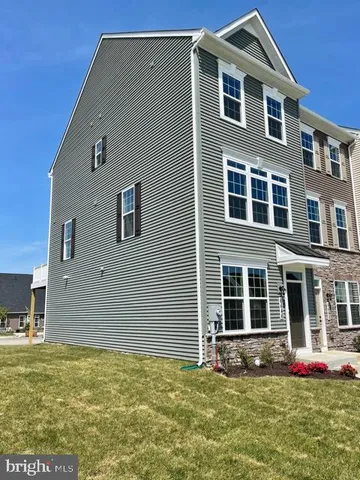 $2,600 | 6646 Ballenger Run Boulevard, Frederick, MD 21703