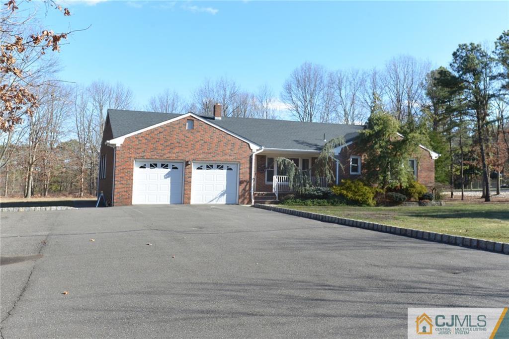 225 Old Forge Road Monroe Township, NJ 08831 - Photo 2 of 25 Gallery Image 2