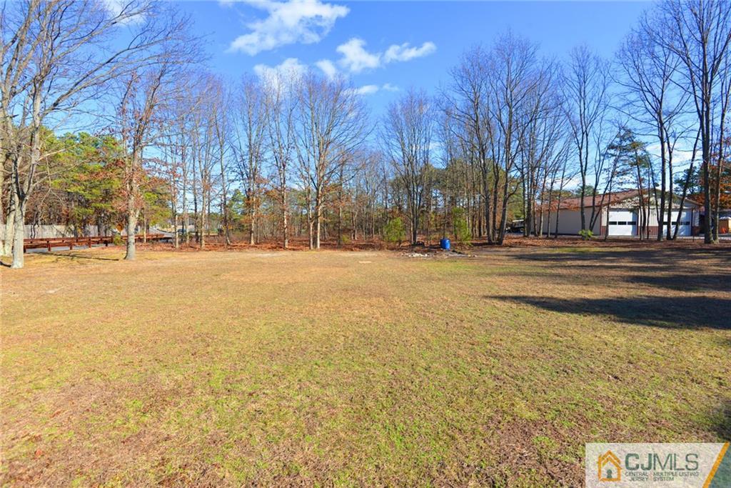 225 Old Forge Road Monroe Township, NJ 08831 - Photo 21 of 25 Gallery Image 21