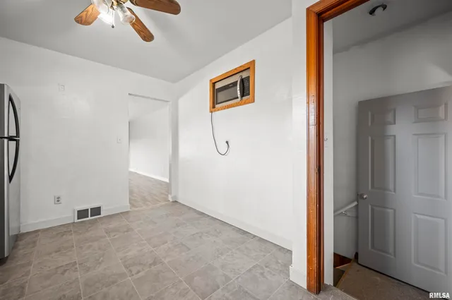 $113,999 | 6 Dirksen Court, Pekin, IL 61554