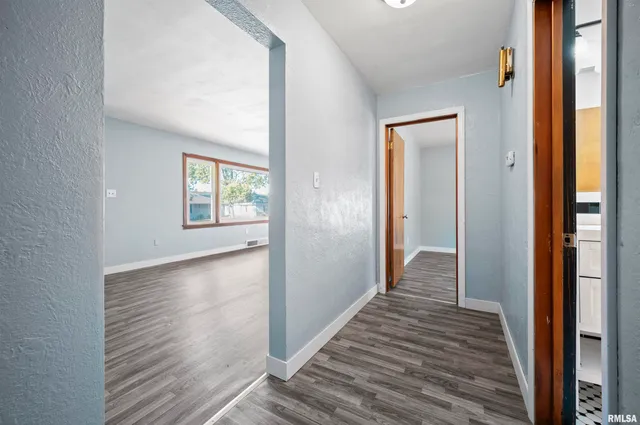 $113,999 | 6 Dirksen Court, Pekin, IL 61554