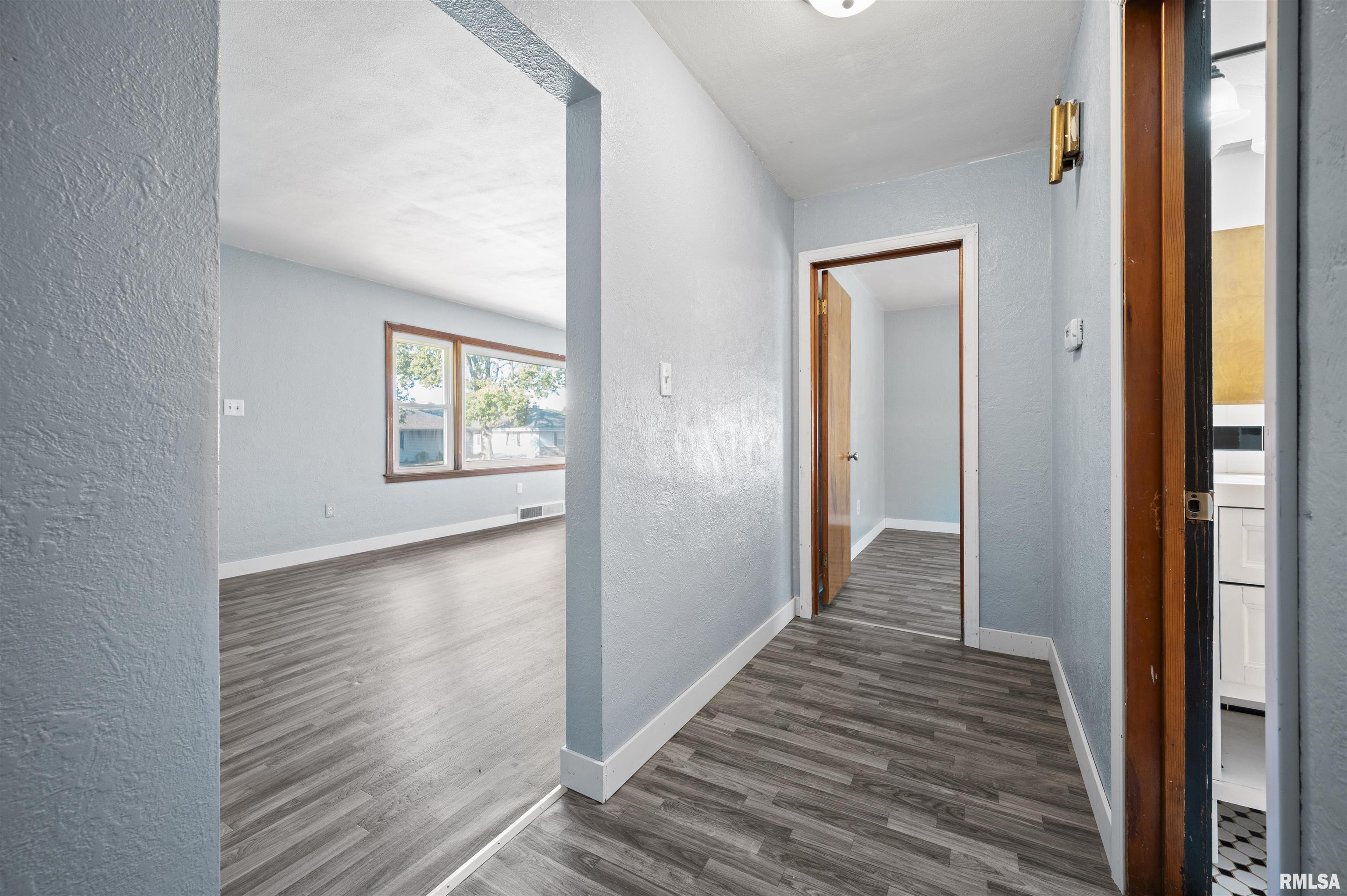 6 Dirksen Court Pekin, IL 61554 - Photo 17 of 36