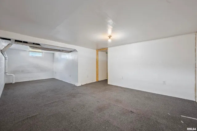 $113,999 | 6 Dirksen Court, Pekin, IL 61554