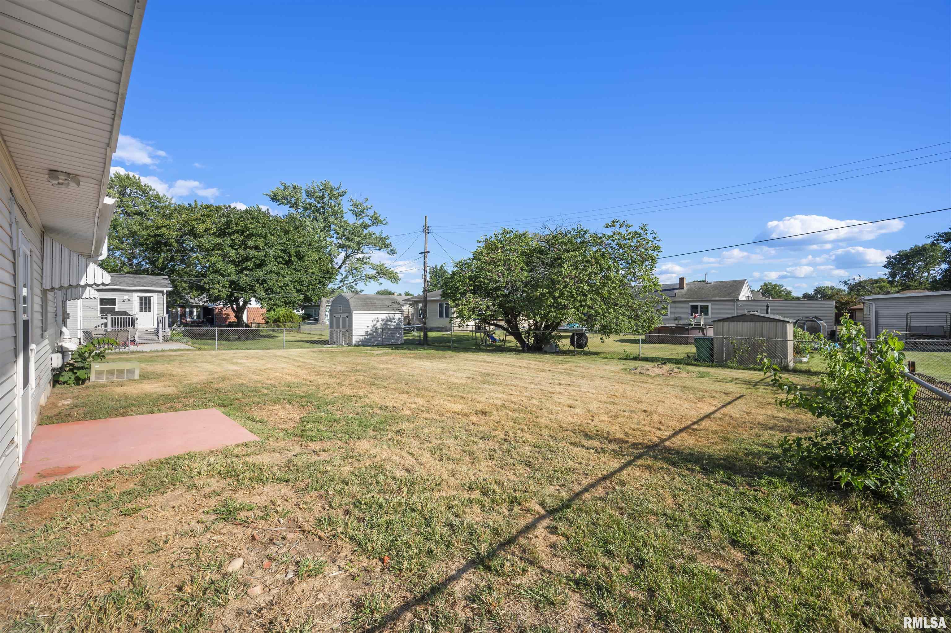 6 Dirksen Court Pekin, IL 61554 - Photo 28 of 36