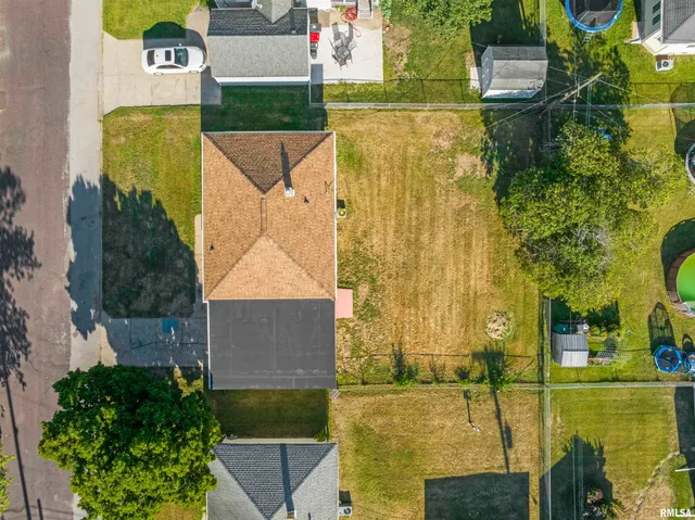 $113,999 | 6 Dirksen Court, Pekin, IL 61554