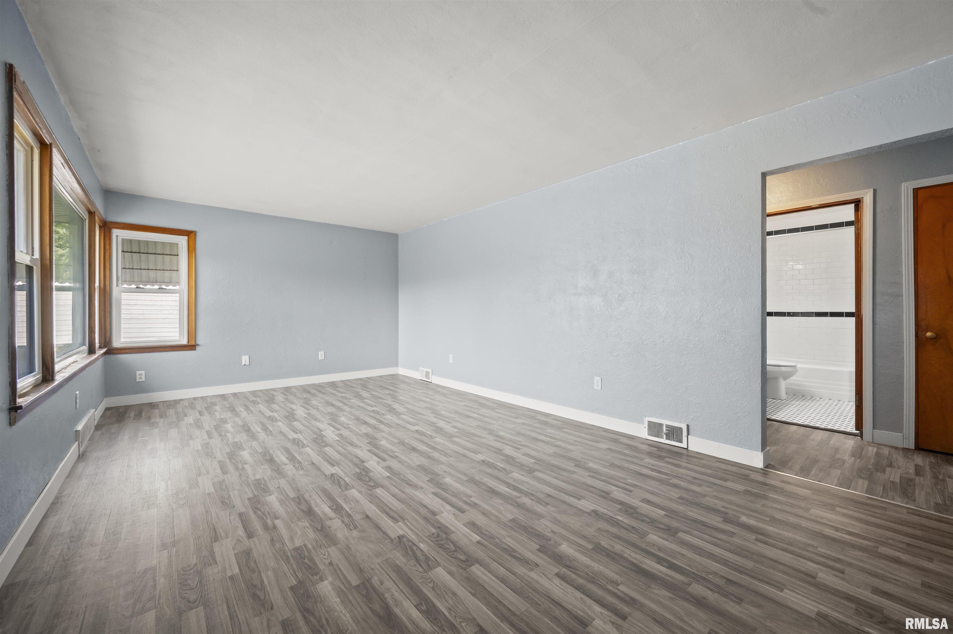 6 Dirksen Court Pekin, IL 61554 - Photo 7 of 36