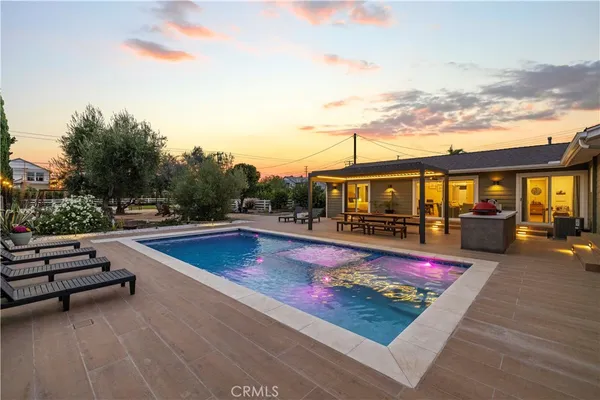 $1,649,999 | 4935 Maureen Lane, Moorpark, CA 93021