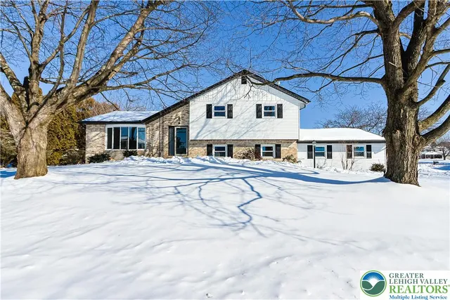$599,900 | 480 School House Road, Nazareth, PA 18064