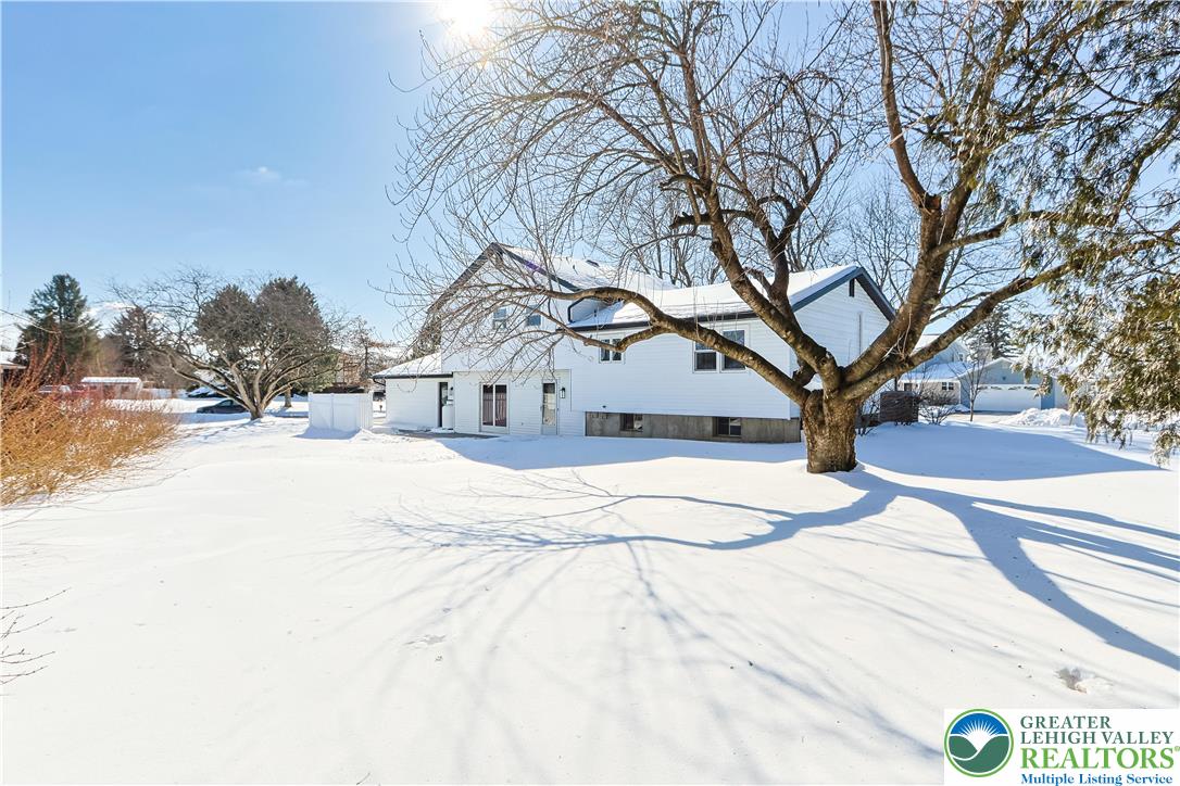 480 School House Road Nazareth, PA 18064 - Photo 6 of 43