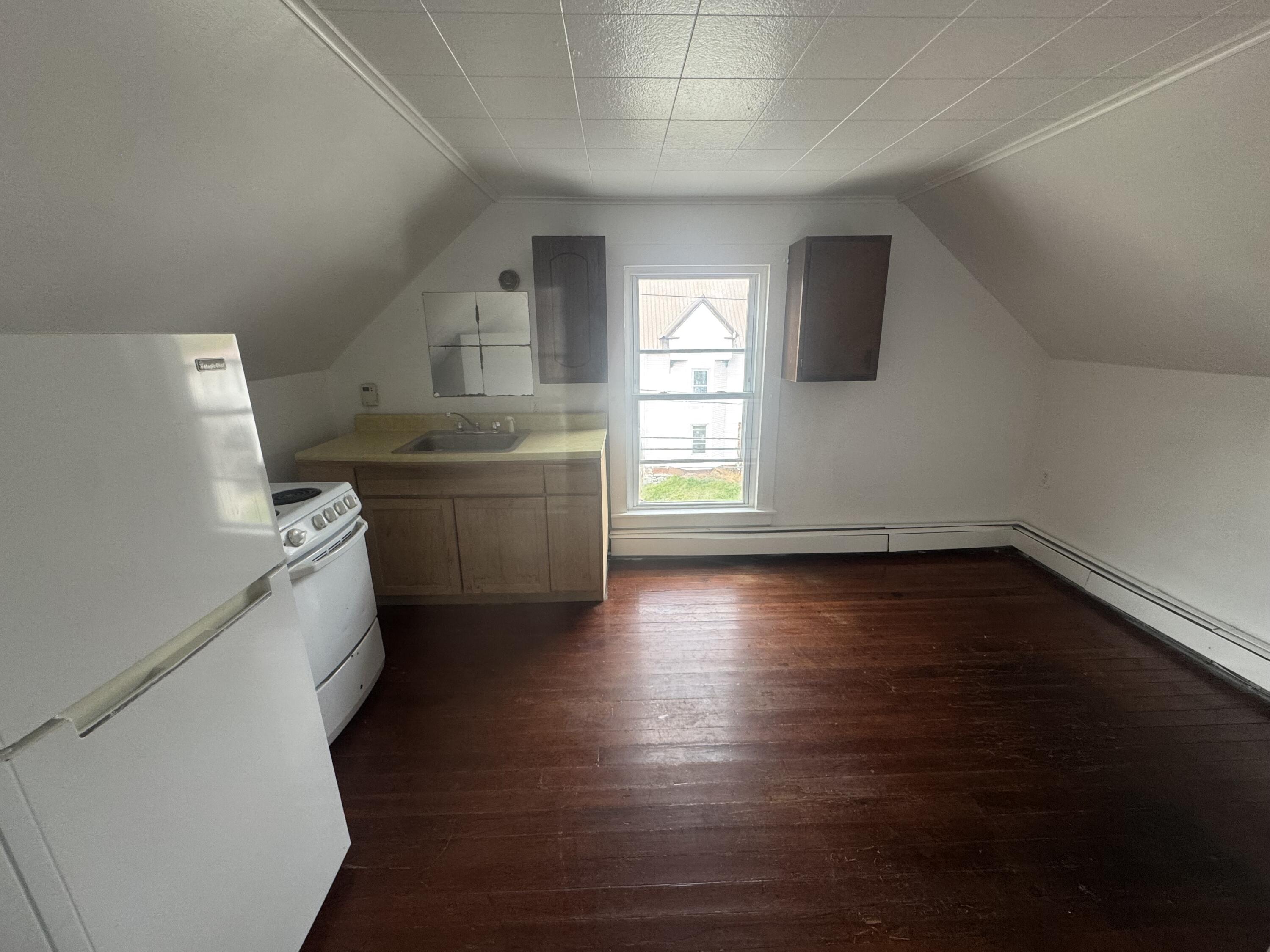 8 High Street Waterville, ME 04901 - Photo 11 of 28 IMG_2659