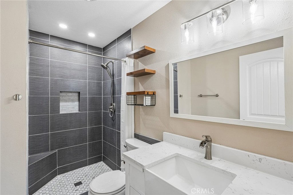 14342 Laurel Drive Riverside, CA 92503 - Photo 25 of 45 Gallery Image 25