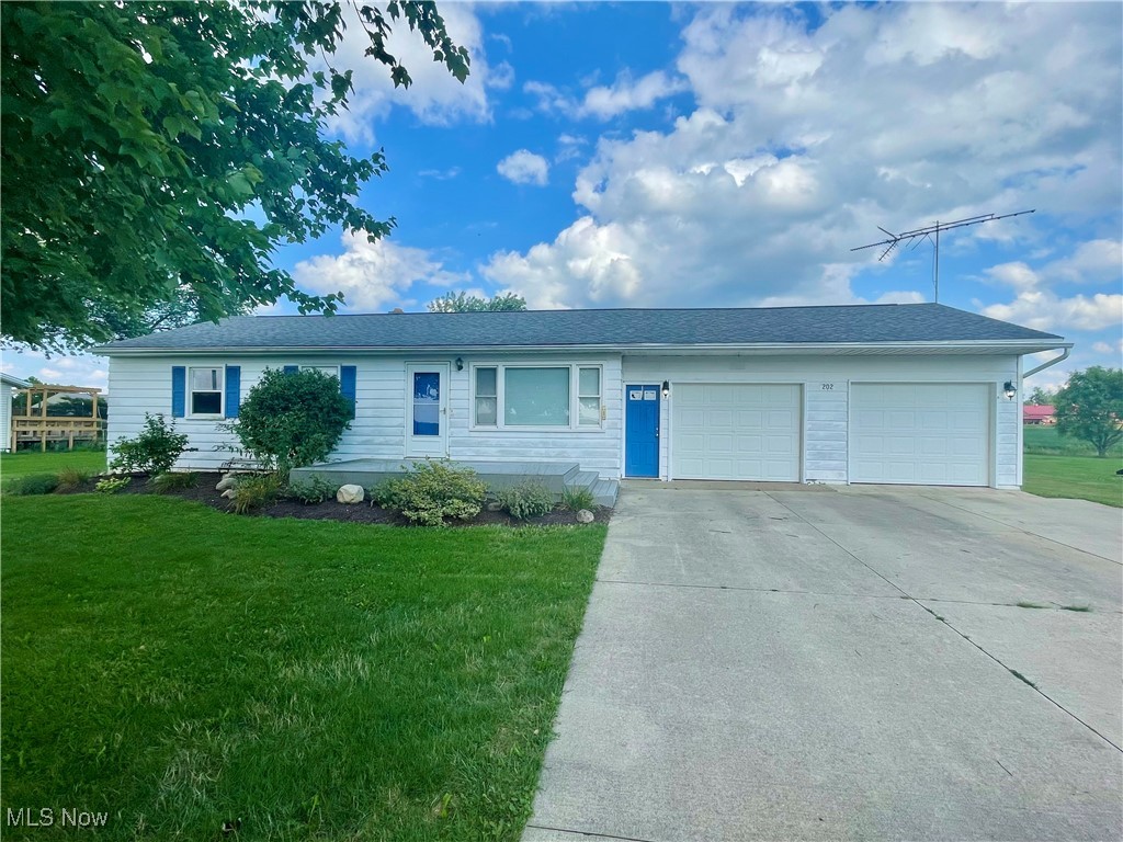 202 Barnard Road Wooster, OH 44691 - Photo 2 of 24
