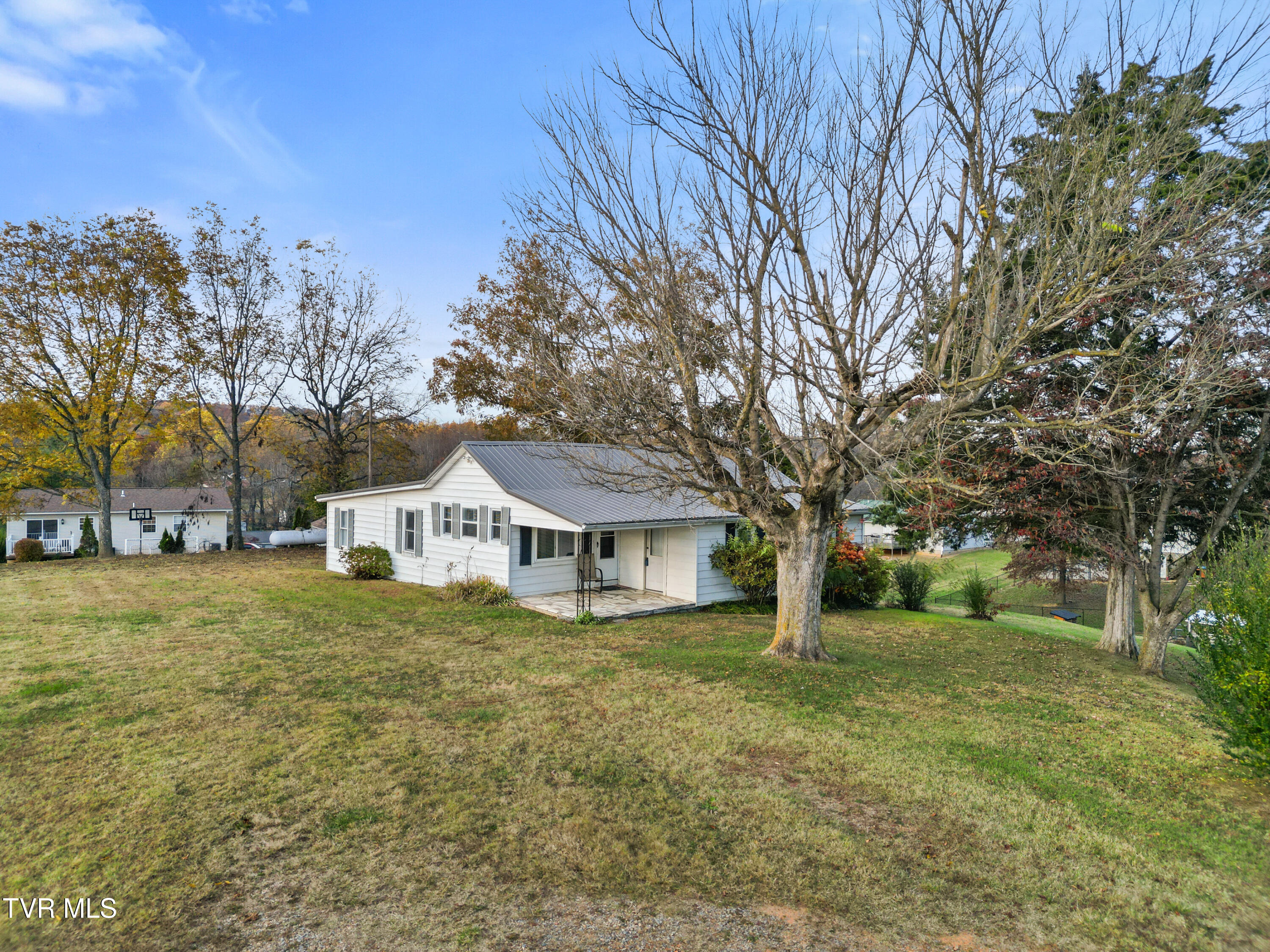 215 Meadow Lane Greeneville, TN 37745 - Photo 27 of 38 DJI_0991