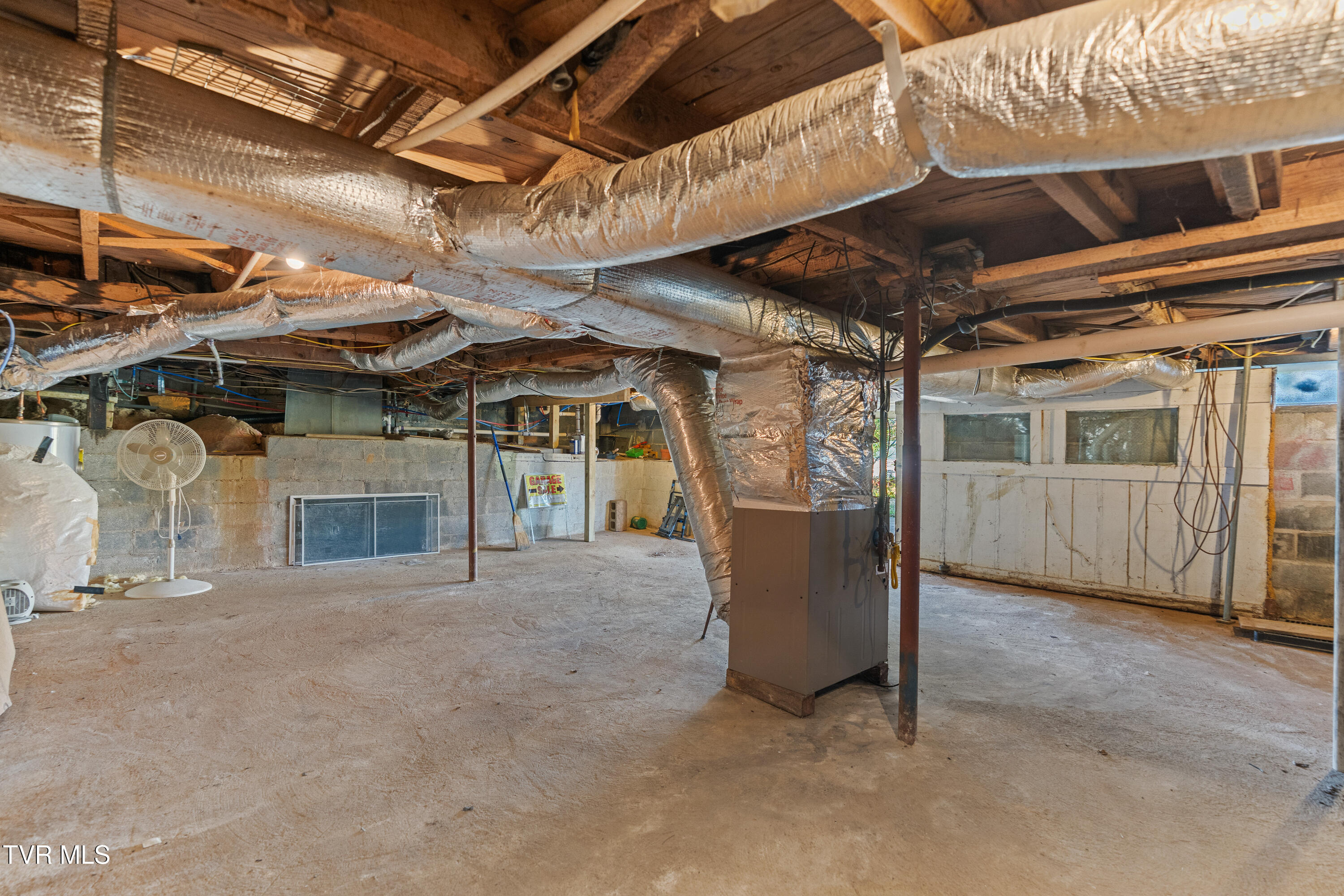 215 Meadow Lane Greeneville, TN 37745 - Photo 33 of 38 DSC09983