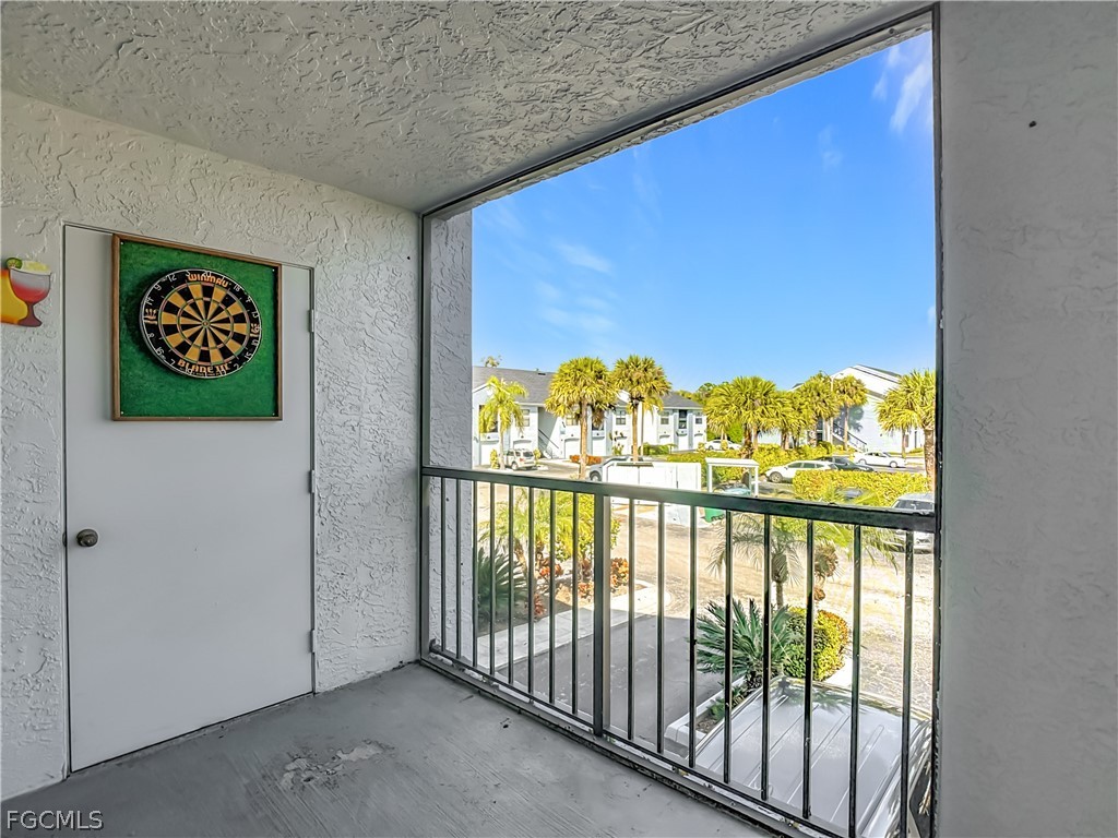 13505 Eagle Ridge Drive, Unit 423 Fort Myers, FL 33912 - Photo 31 of 46
