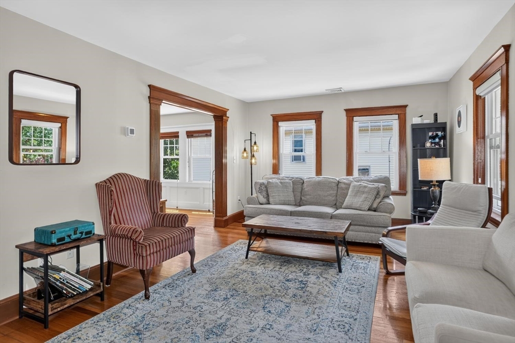 67 Webster Street, Unit 2 Arlington, MA 02474 - Photo 5 of 34