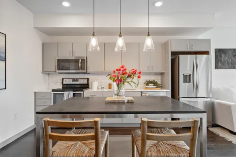 $279,900 | 400 Herron Drive, Unit 106, Nashville, TN 37210