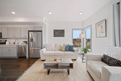 $279,900 | 400 Herron Drive, Unit 106, Nashville, TN 37210