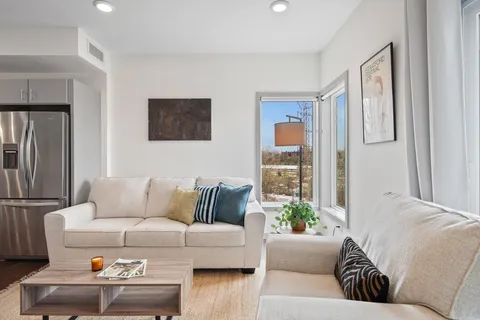 $279,900 | 400 Herron Drive, Unit 106, Nashville, TN 37210