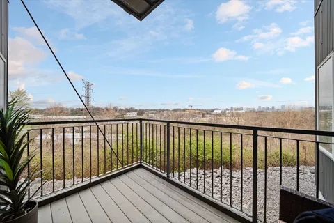 $279,900 | 400 Herron Drive, Unit 106, Nashville, TN 37210