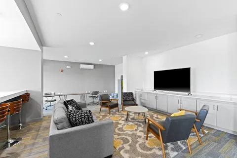 $279,900 | 400 Herron Drive, Unit 106, Nashville, TN 37210