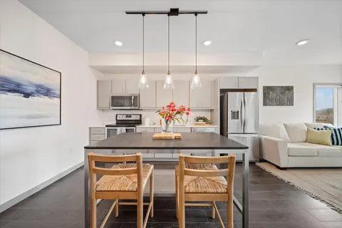 $279,900 | 400 Herron Drive, Unit 106, Nashville, TN 37210