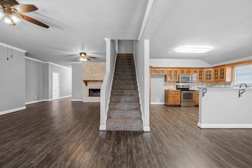 337 County Road 2719 Mabank, TX 75147 - Photo 19 of 19 a living room with furniture and a wooden floor