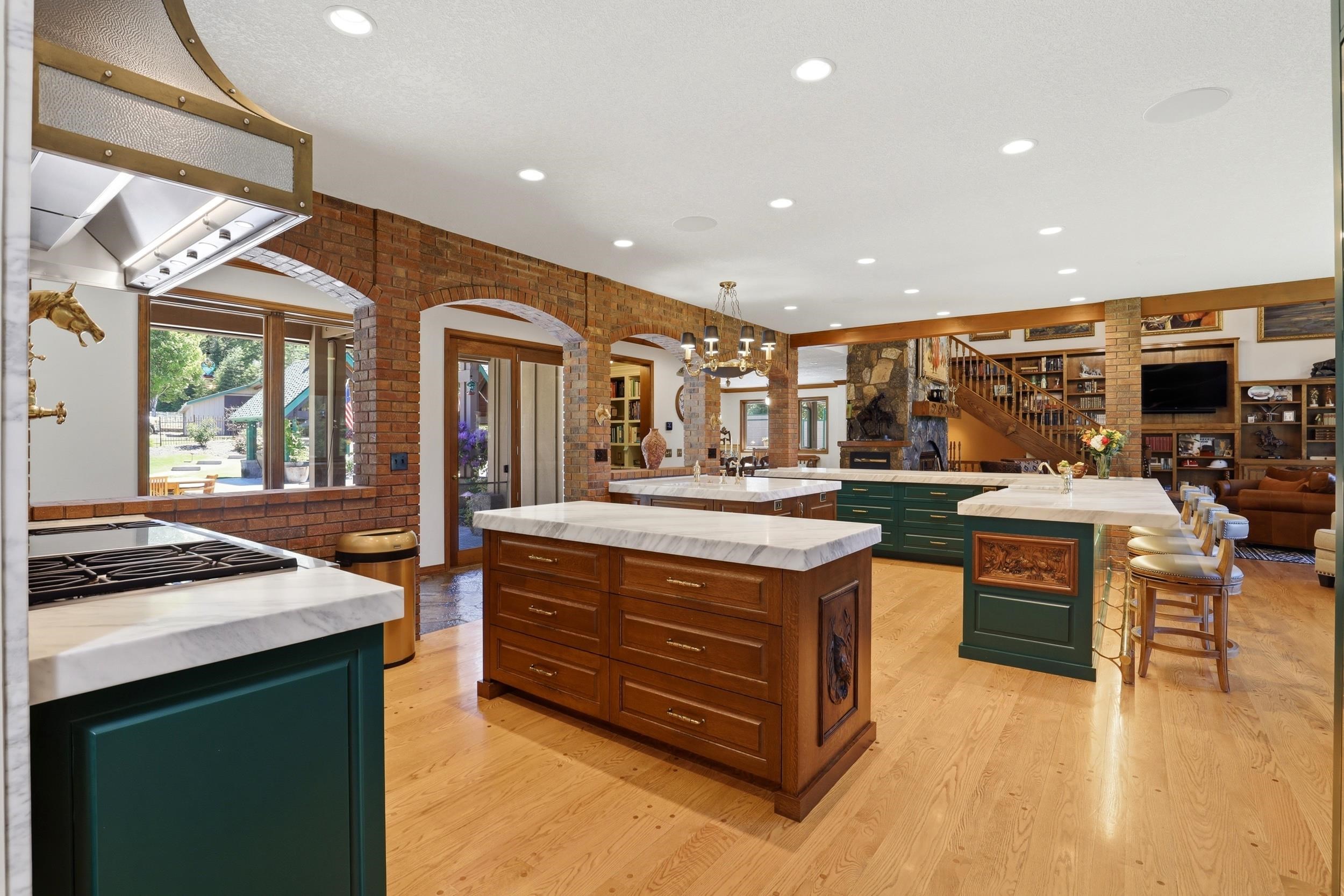 8850 East Fernan Lake Road Coeur D'Alene, ID 83814 - Photo 12 of 46