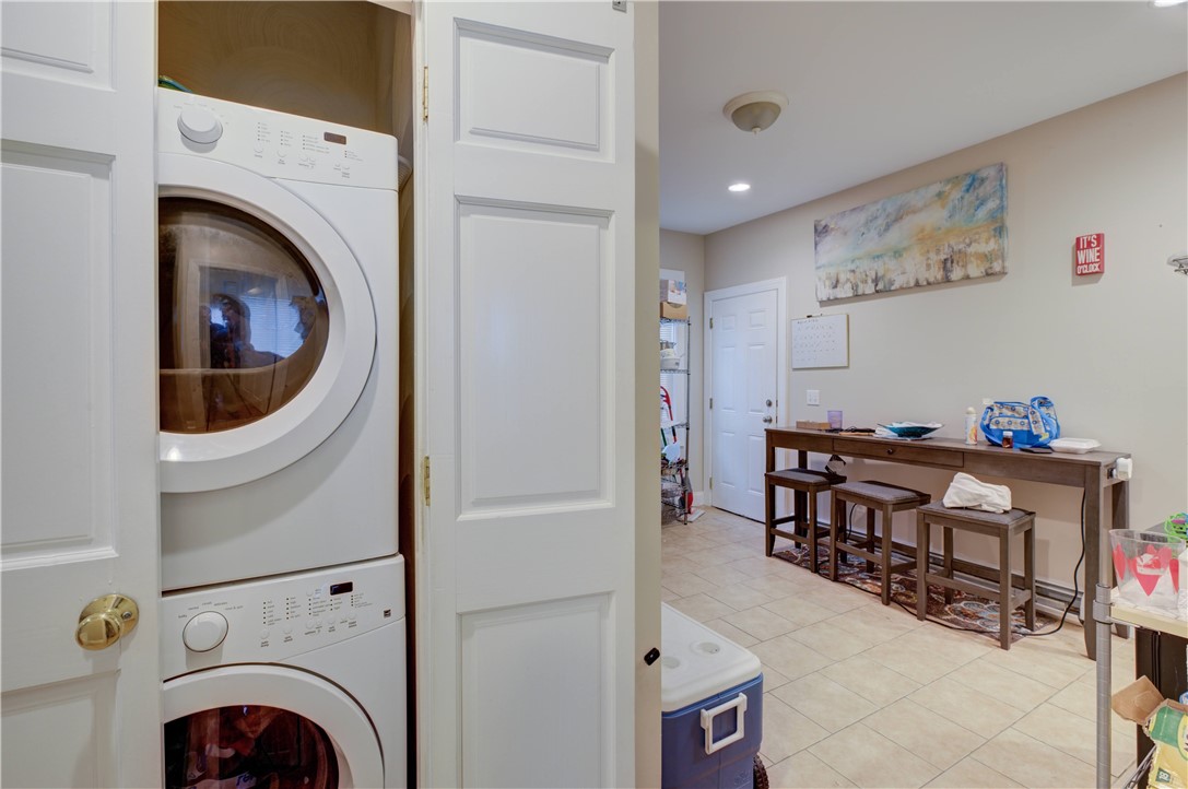 102 Ruggles Street Providence, RI 02908 - Photo 15 of 32 Gallery Image 15