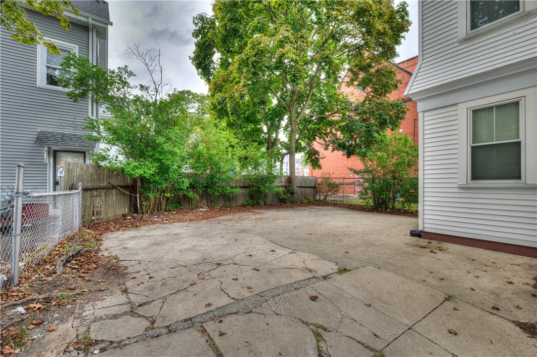 102 Ruggles Street Providence, RI 02908 - Photo 27 of 32 Gallery Image 27