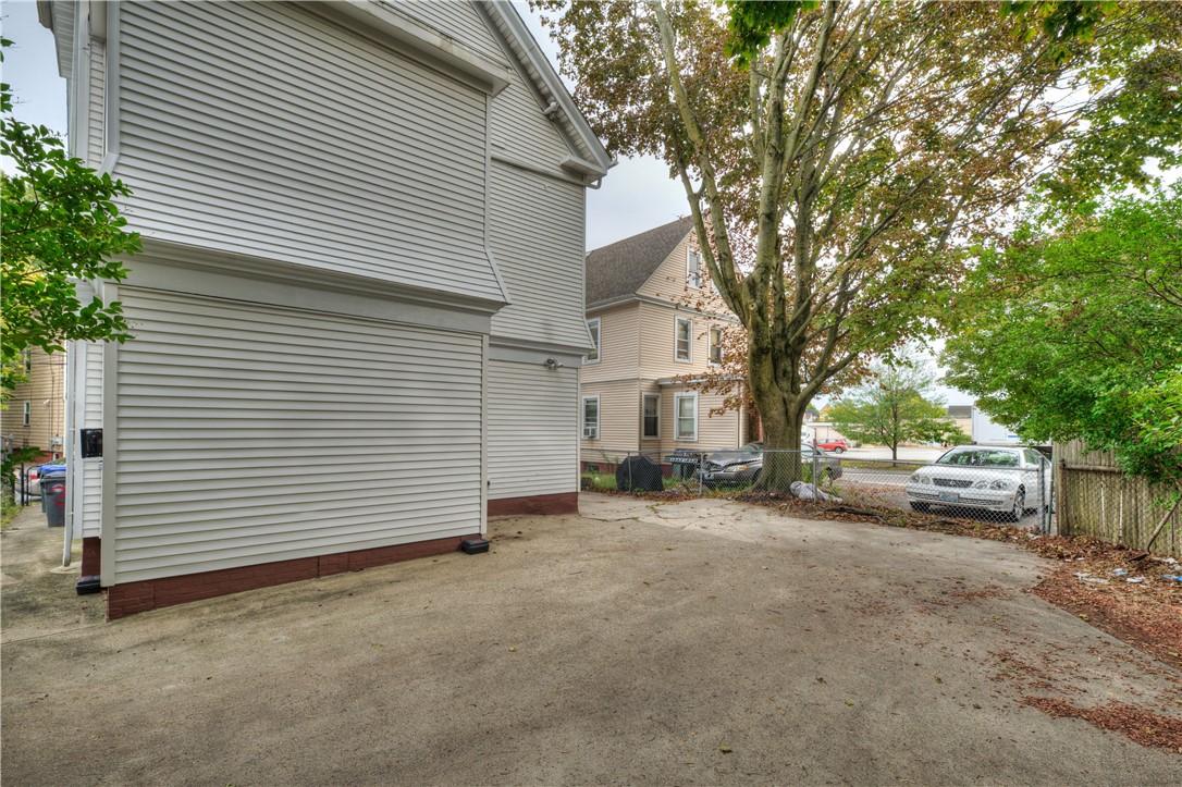 102 Ruggles Street Providence, RI 02908 - Photo 29 of 32 Gallery Image 29