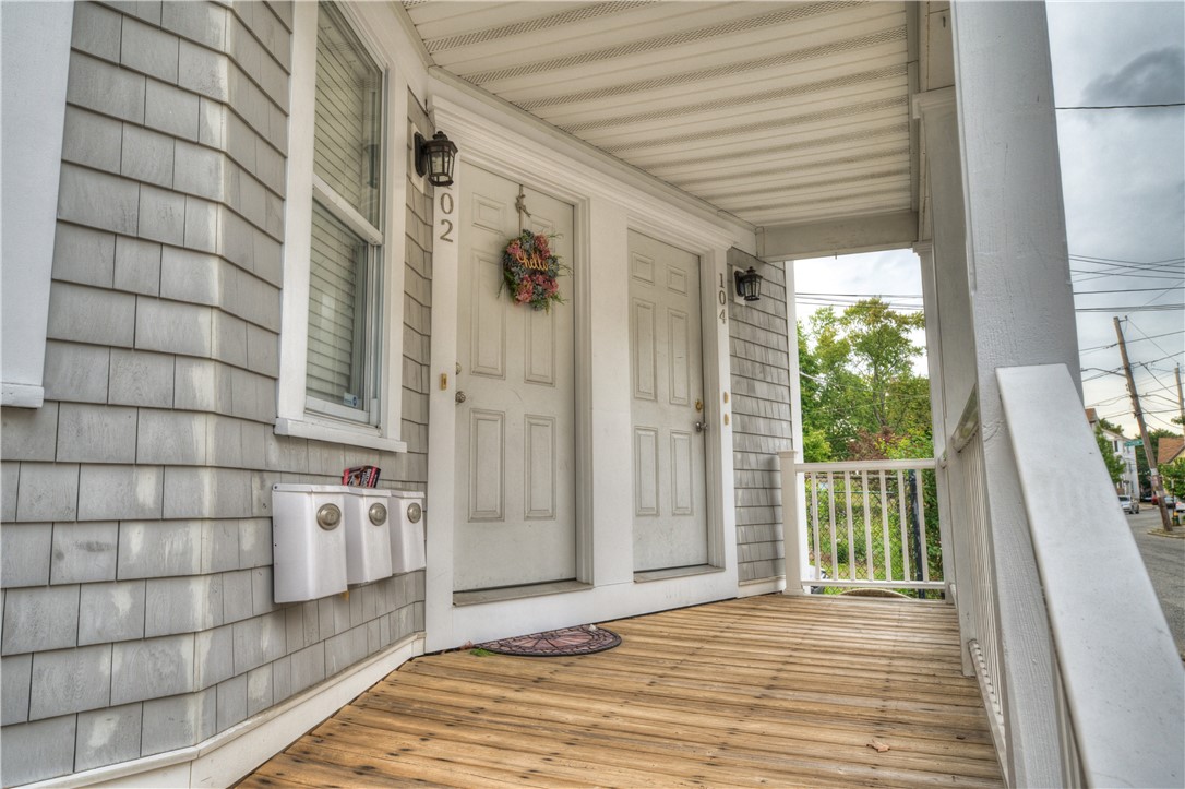 102 Ruggles Street Providence, RI 02908 - Photo 4 of 32 Gallery Image 4