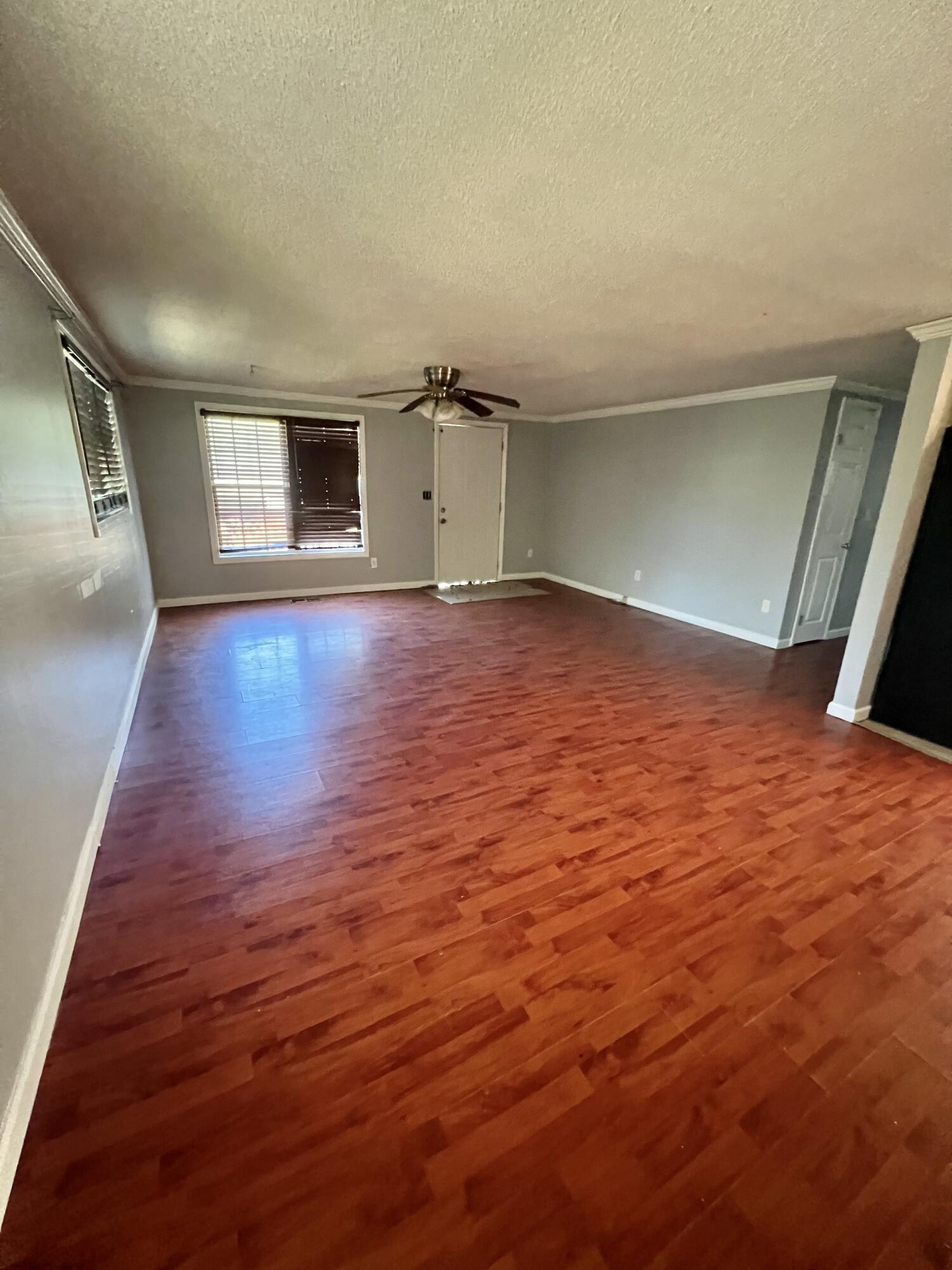 6136 Champion Road Chattanooga, TN 37416 - Photo 9 of 17 IMG_7435
