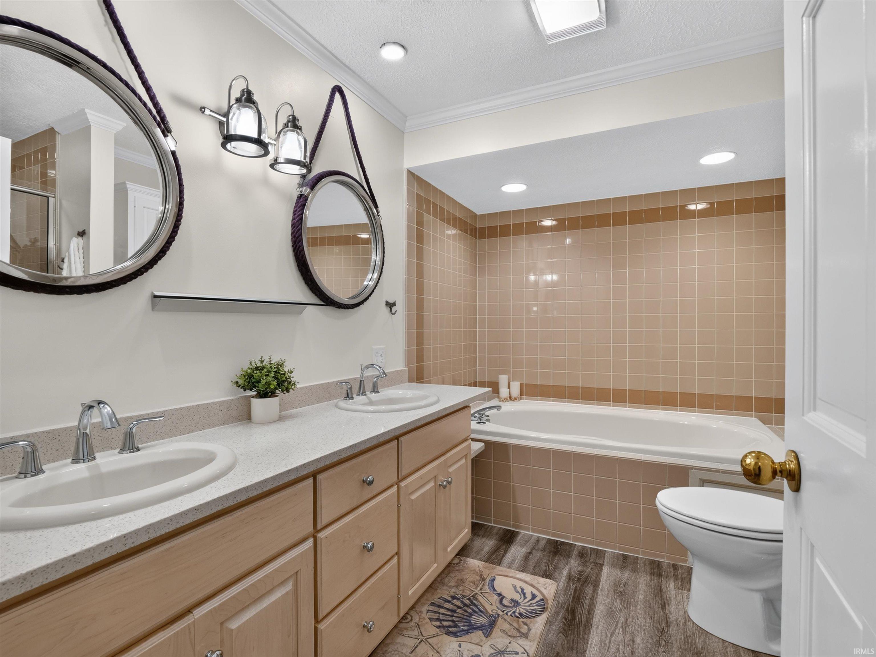12275 North Ogden Point Road, Unit 306 Syracuse, IN 46567 - Photo 34 of 50 Gallery Image 34