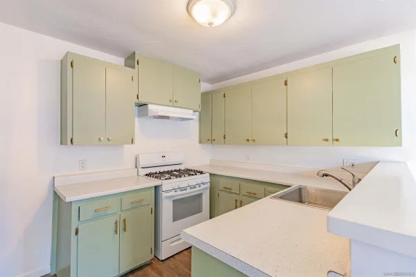 $1,099,995 | 1352-54 Imperial Beach Boulevard, Imperial Beach, CA 91932