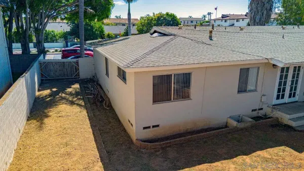 $1,099,995 | 1352-54 Imperial Beach Boulevard, Imperial Beach, CA 91932