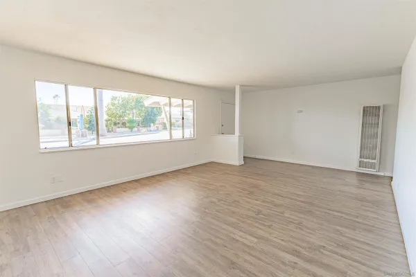 $1,099,995 | 1352-54 Imperial Beach Boulevard, Imperial Beach, CA 91932