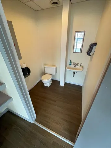 $1,100 | 235 Longfellow Street, Vandergrift, PA 15690