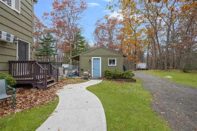 $625,000 | 58 Highland Terrace, Scituate, RI 02857