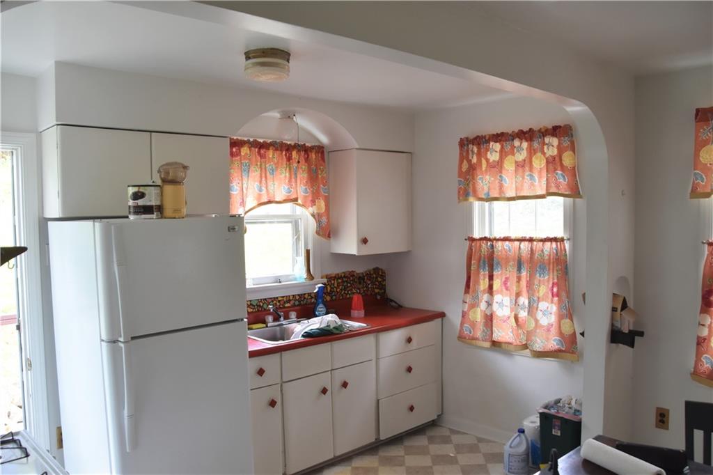 524 Thompson Run Road Pittsburgh, PA 15237 - Photo 4 of 9 Gallery Image 4