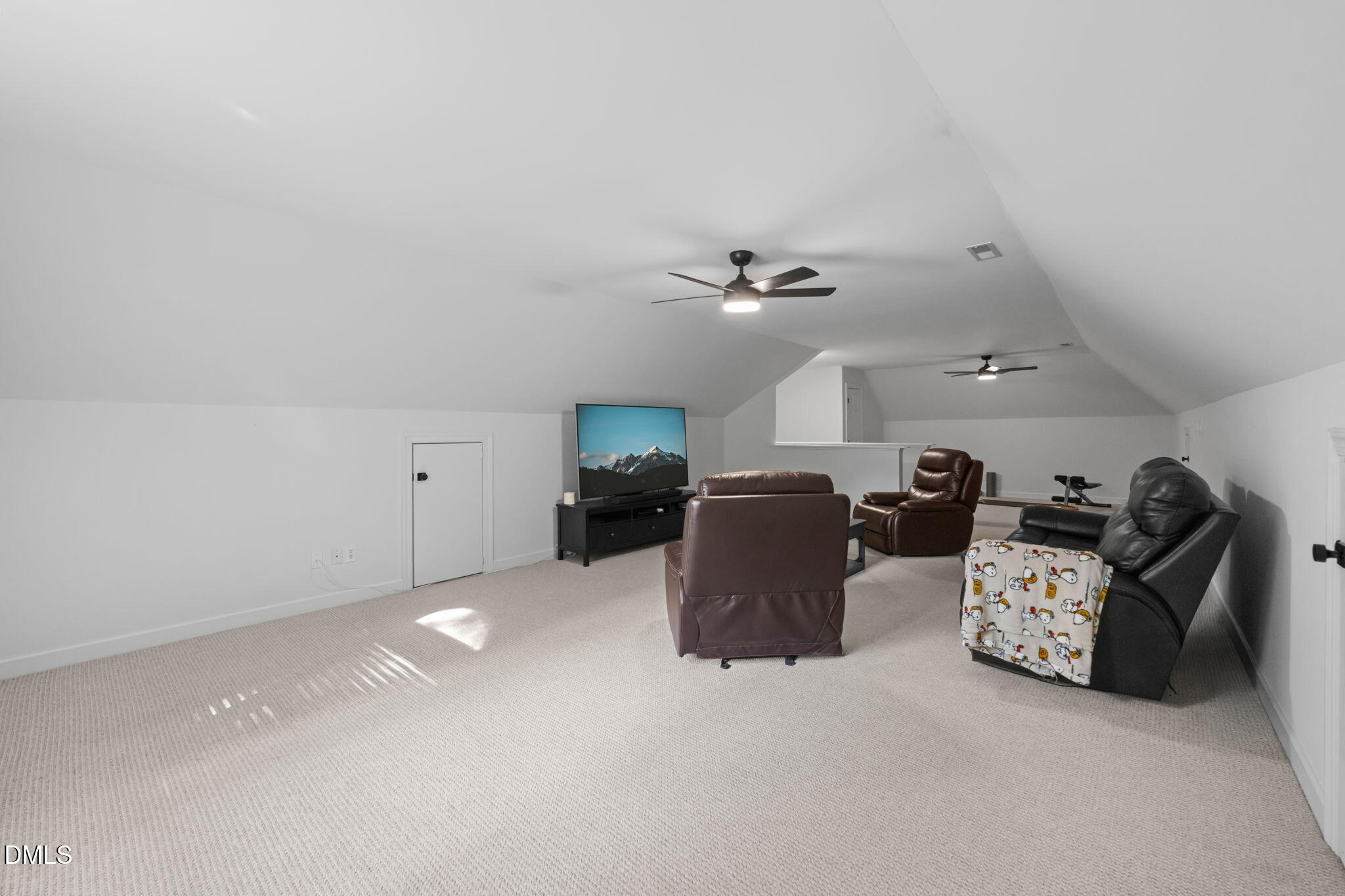 1409 Kings Branch Way Raleigh, NC 27614 - Photo 35 of 44 35-web-or-mls-untitled-30