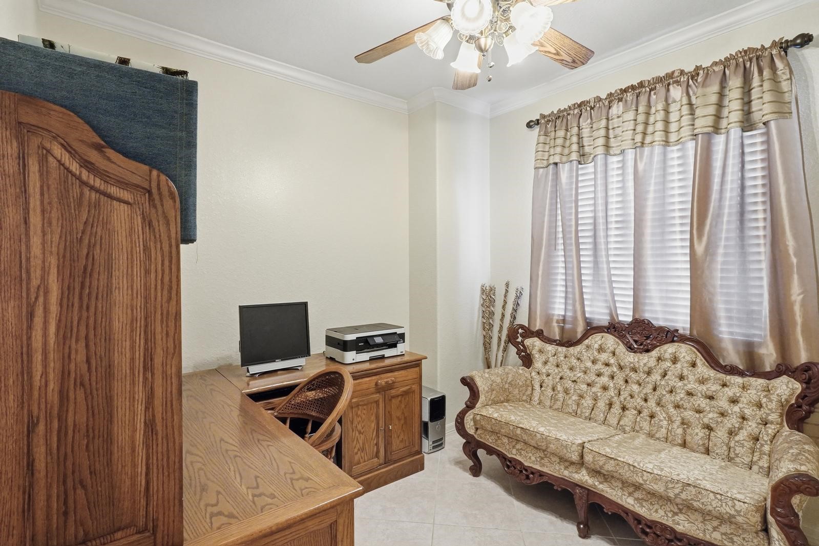 247 Old Spring Lane Houston, TX 77015 - Photo 19 of 25 a bedroom with a bed and a window