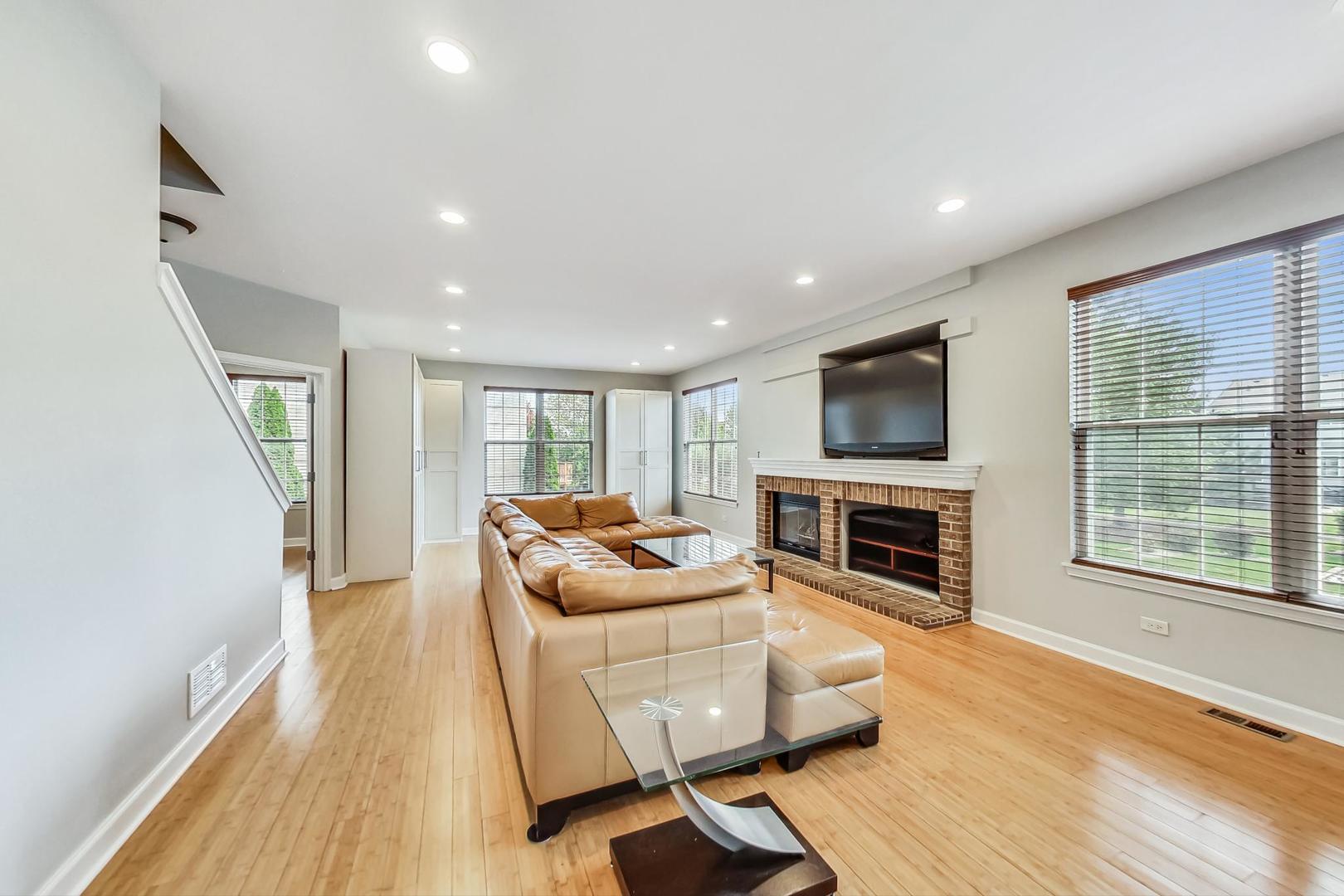 1791 Prairie Ridge Circle Lindenhurst, IL 60046 - Photo 11 of 46