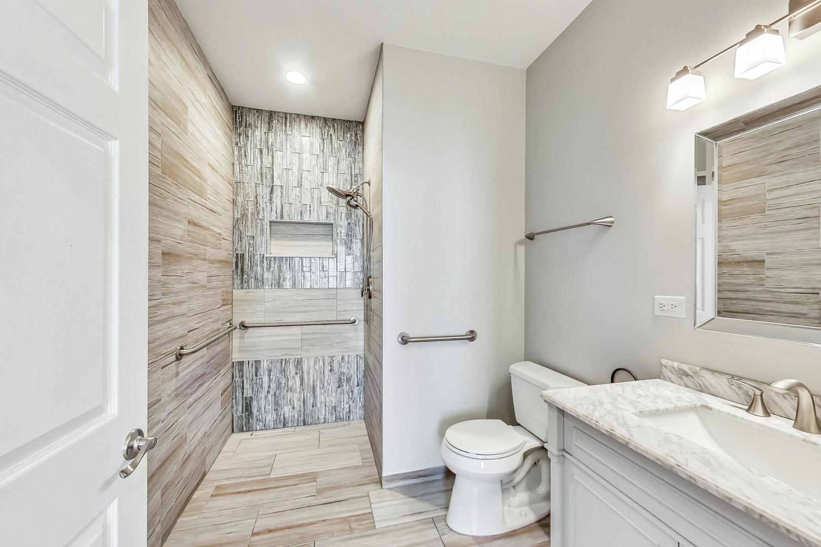 1791 Prairie Ridge Circle Lindenhurst, IL 60046 - Photo 16 of 46