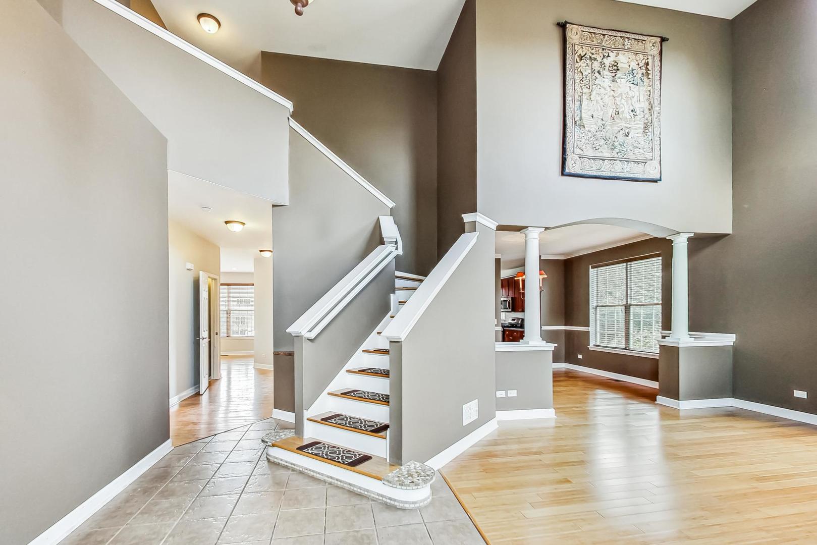 1791 Prairie Ridge Circle Lindenhurst, IL 60046 - Photo 2 of 46