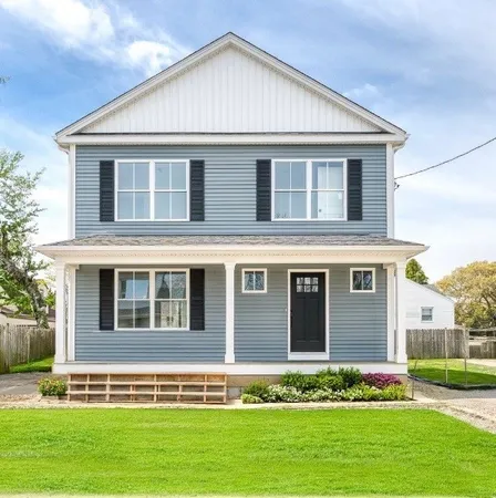 $589,000 | 10 Fyffe Avenue, Cranston, RI 02920