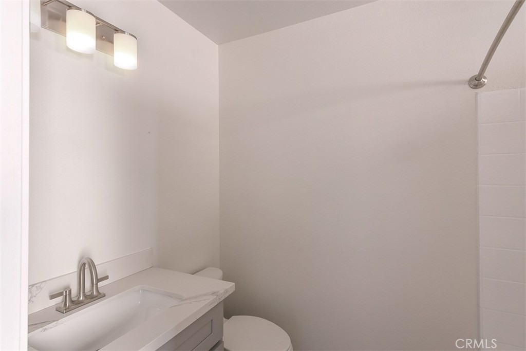331 Genoa Street, Unit E Monrovia, CA 91016 - Photo 13 of 27