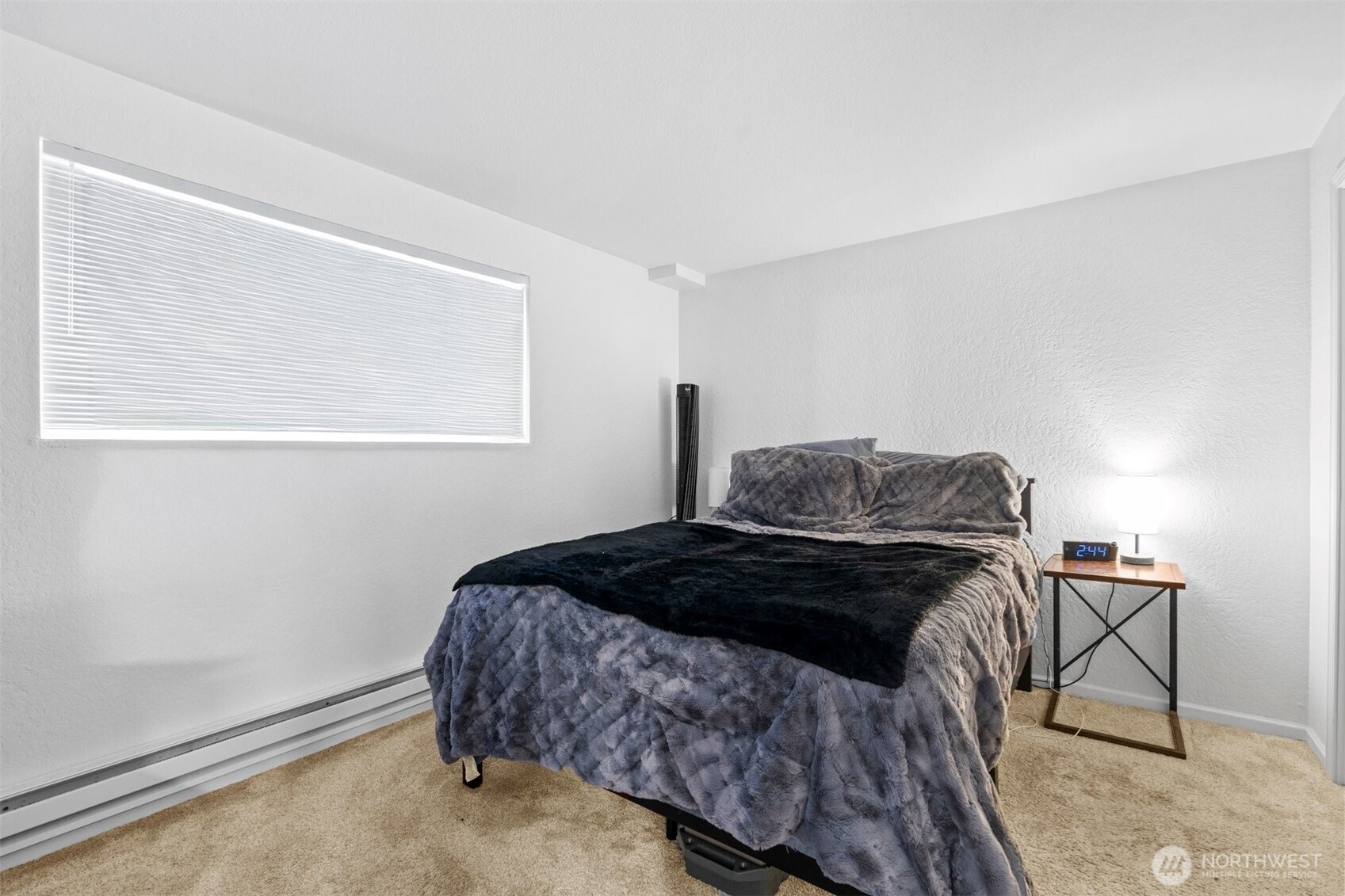 2210 Grand Avenue Everett, WA 98201 - Photo 15 of 40