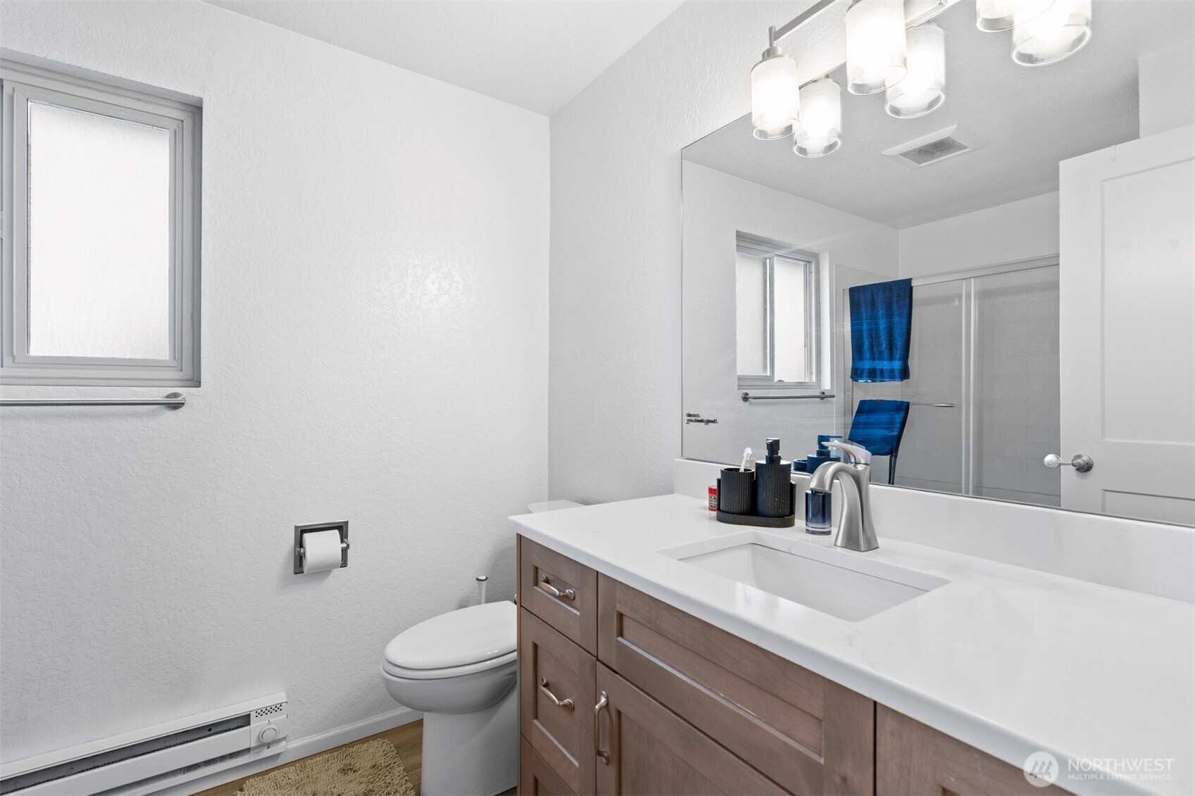 2210 Grand Avenue Everett, WA 98201 - Photo 16 of 40